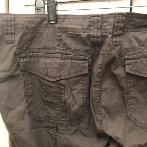 Norma Kamali women cargo dark grey capri/cropped - Picture 7 of 10